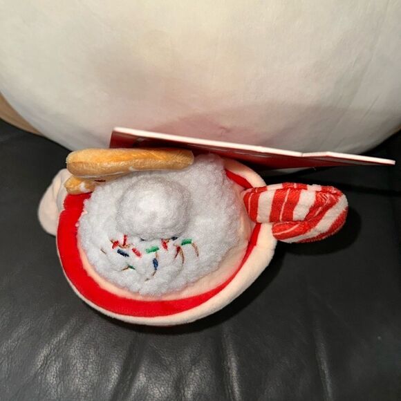 Hallmark Plush Mugs & Kisses Red Gingerbread Candy Squeaky Dog Toy Chews - Picture 8 of 11